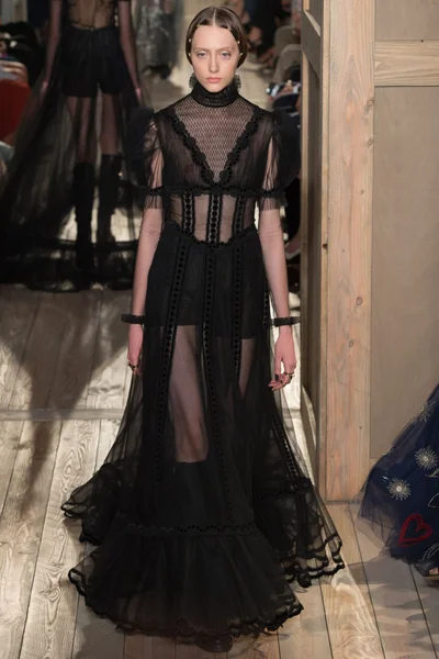 Look 50